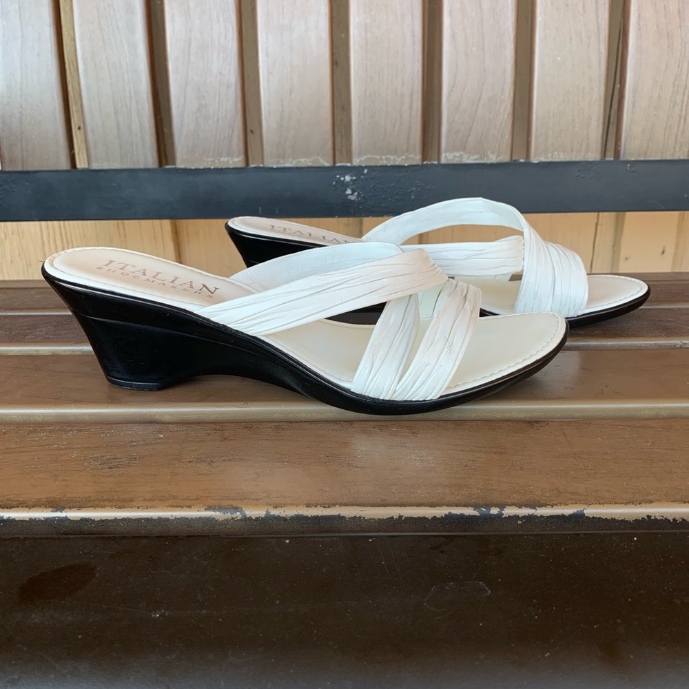 Italian Shoemakers Made In Italy Wedge Sandals White Woven Straps Size 10